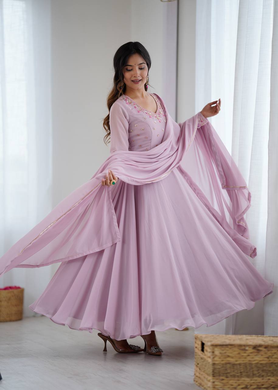 Designer Georgette gown set for women