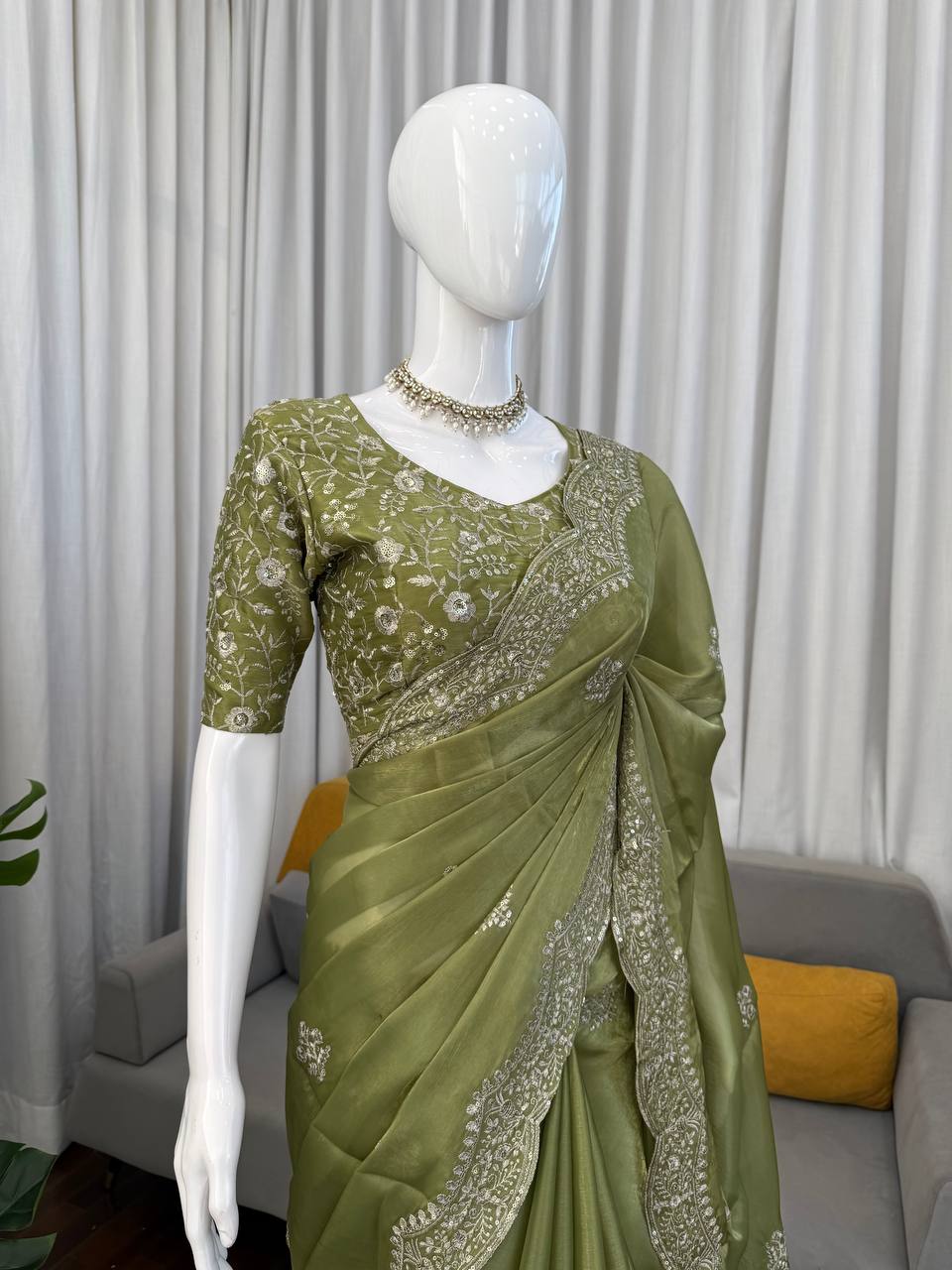 💚 Designer Jimmy Chu Saree – Grace Meets Glamour
