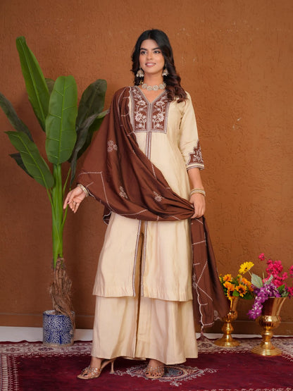Elegant festive wear Anarkali suit set