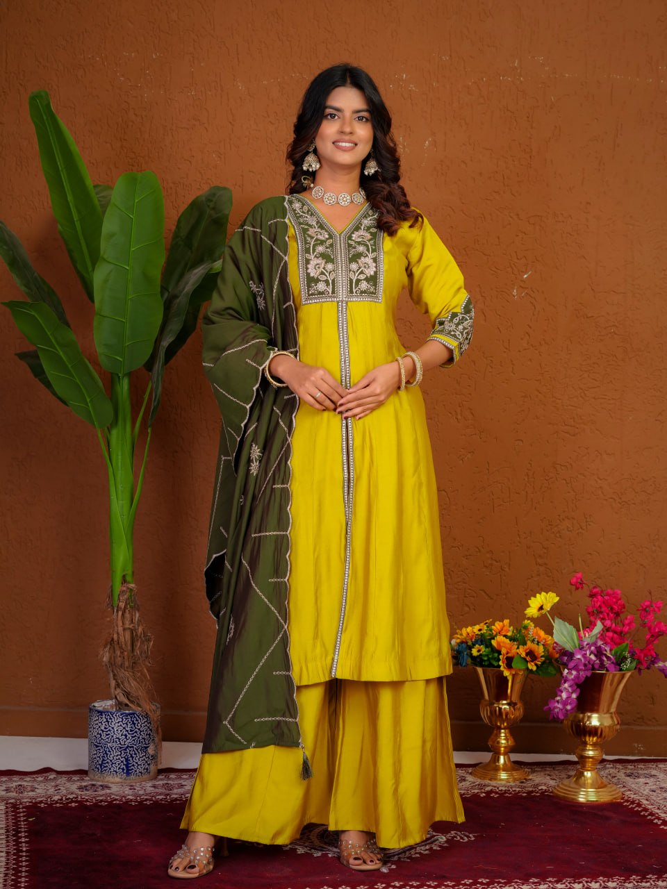 Elegant festive wear Anarkali suit set