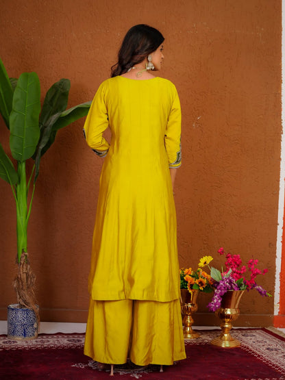 Elegant festive wear Anarkali suit set