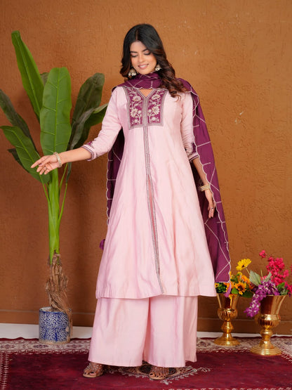 Elegant festive wear Anarkali suit set