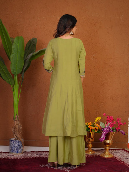 Elegant festive wear Anarkali suit set