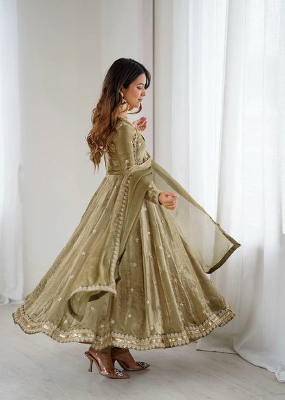 Elegant Fandy Silk Anarkali Suit Set with Dupatta