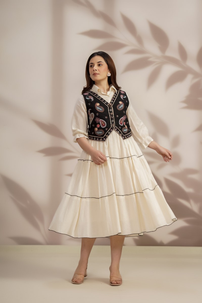 Elegant Cotton Midi Dress with Embroidered Jacket