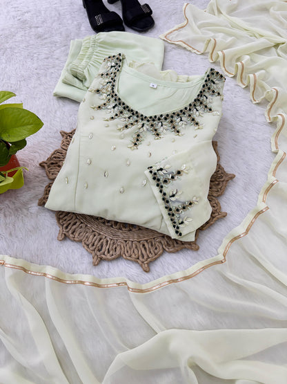 New Party Wear Look Fox Gerorrget Gown