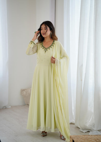 New Party Wear Look Fox Gerorrget Gown