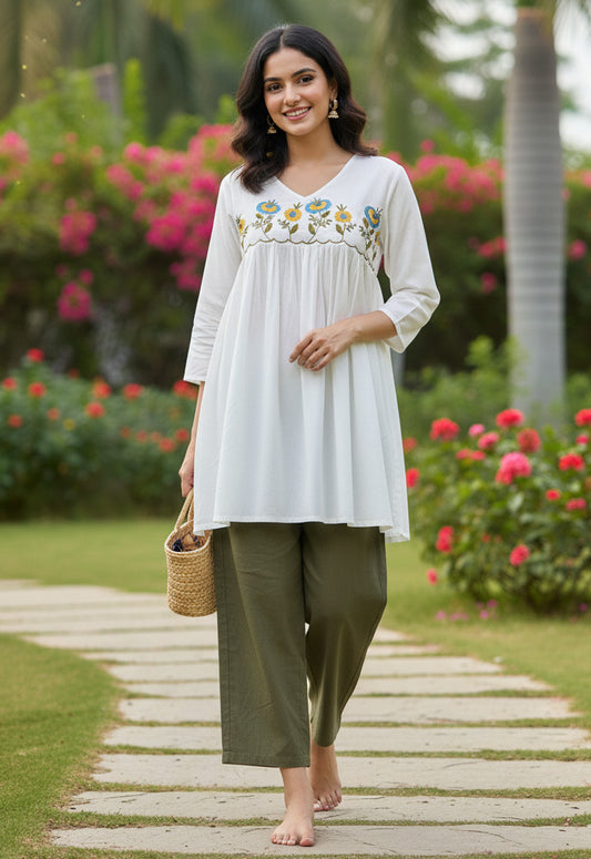 Women’s White Embroidered A-Line Kurti Top pent