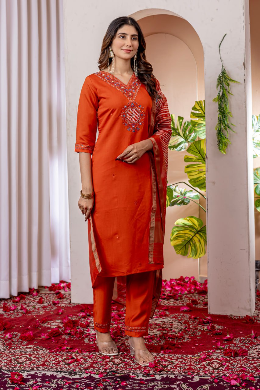 Elegant Kurti Set