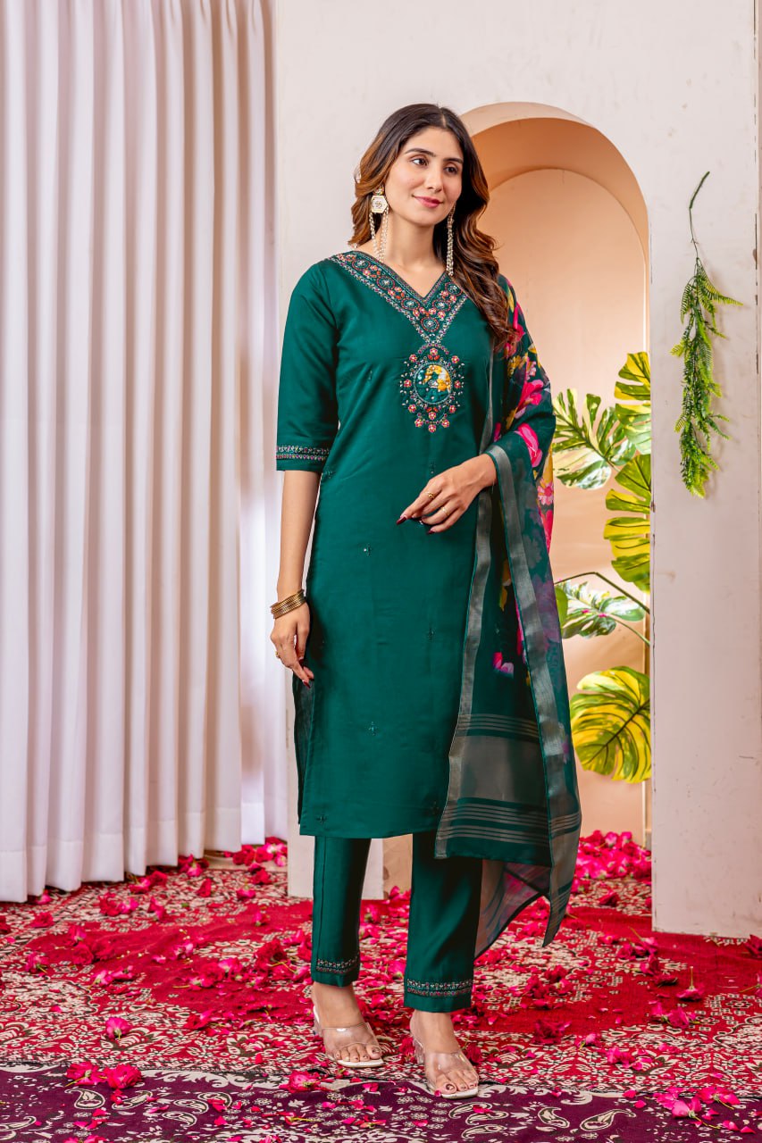 Elegant Kurti Set