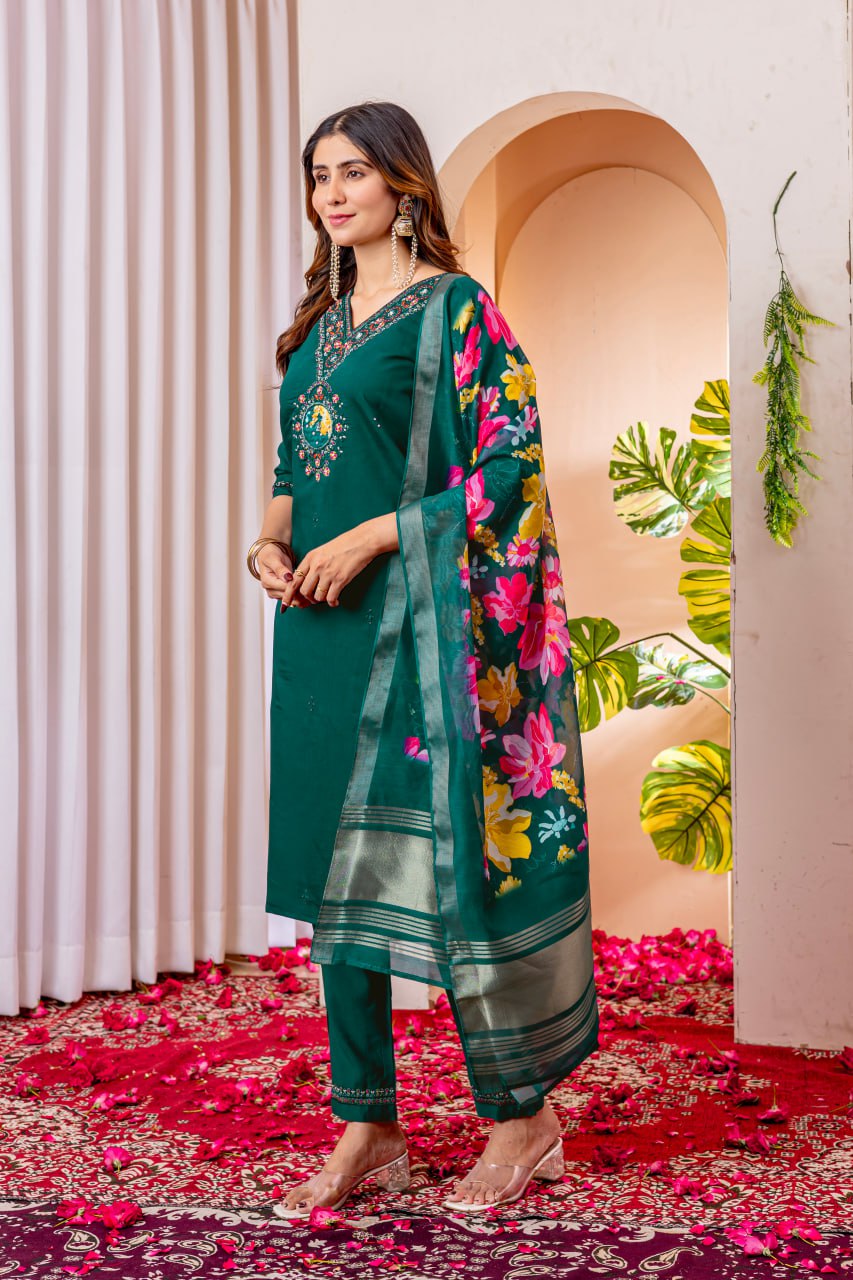Elegant Kurti Set