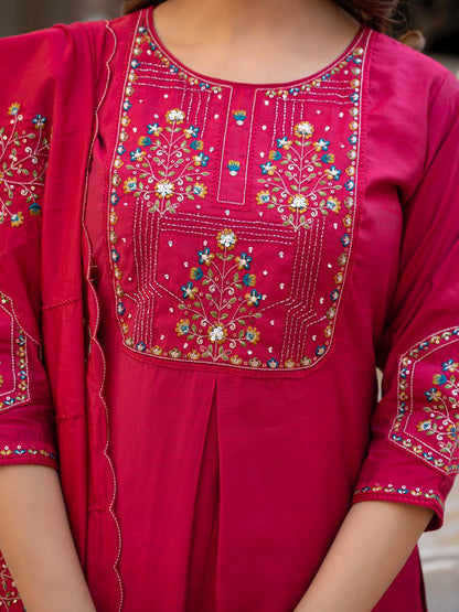🌸 Designer Kurti Set with hand work 🌸