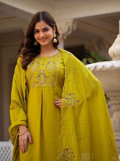 🌸 Designer Kurti Set with hand work 🌸