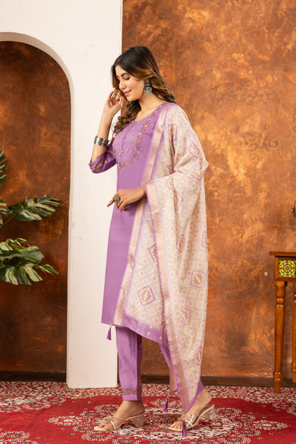 Designed Straight Kurti Pant Dupatta Set