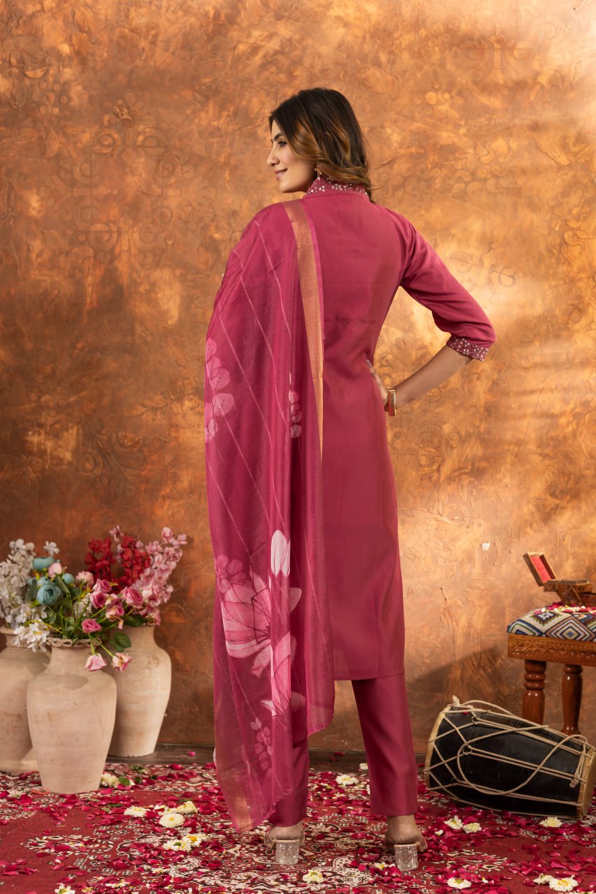 Elegant Straight Kurti Pant Dupatta Set