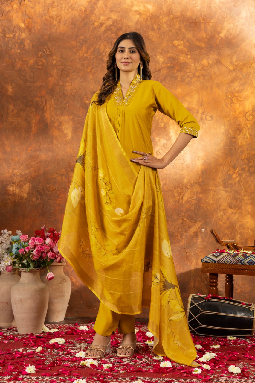 Elegant Straight Kurti Pant Dupatta Set