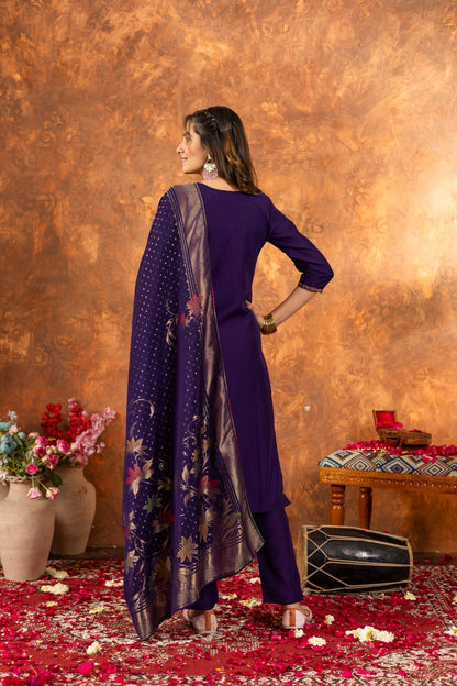Effortless grace in our Straight Kurti Pant Dupatta set