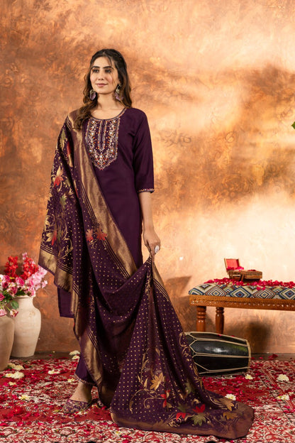 Effortless grace in our Straight Kurti Pant Dupatta set