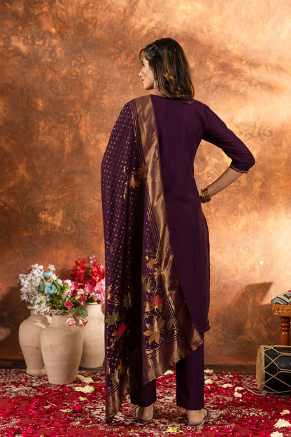 Effortless grace in our Straight Kurti Pant Dupatta set