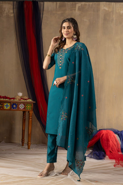 Elegant Straight Kurti Pant Dupatta Set