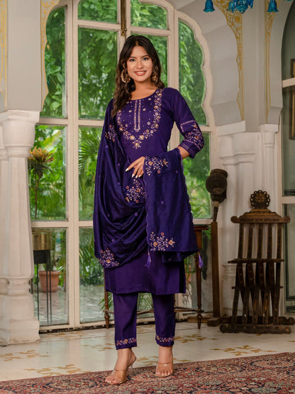 Elegant Straight Kurti Pant Dupatta Set