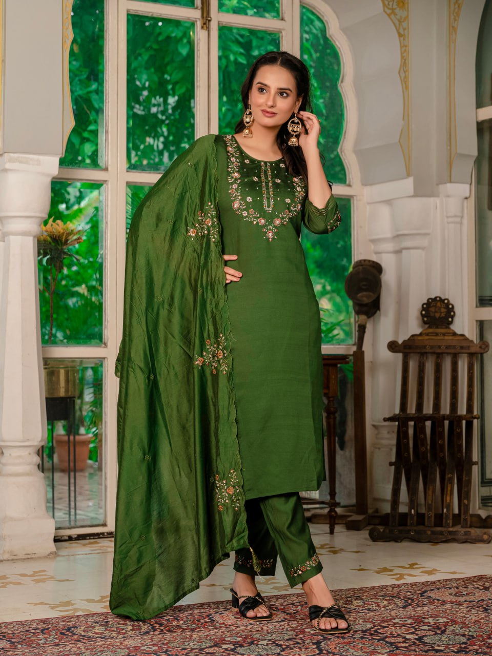 Elegant Straight Kurti Pant Dupatta Set