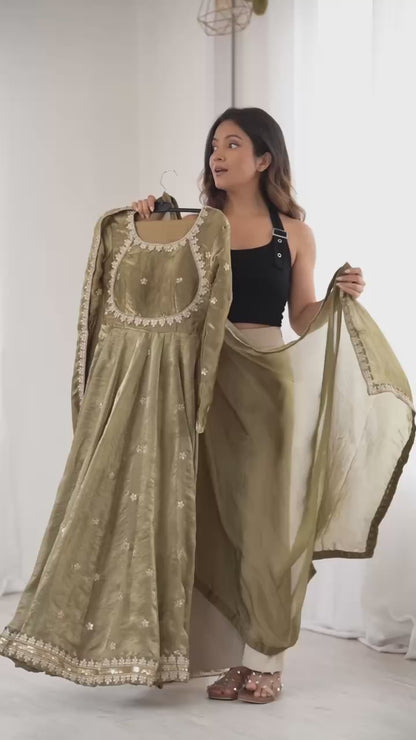 Elegant Fandy Silk Anarkali Suit Set with Dupatta